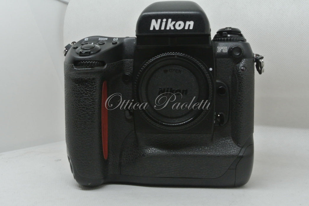 Nikon F5 Usata