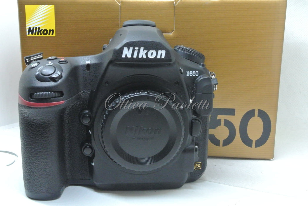 Nikon D850 Usata