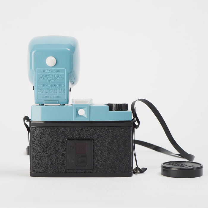 Lomography DIANA F+ con FLASH 120mm USATO