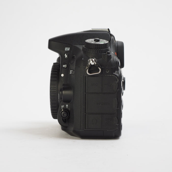 Nikon D7100 USATO