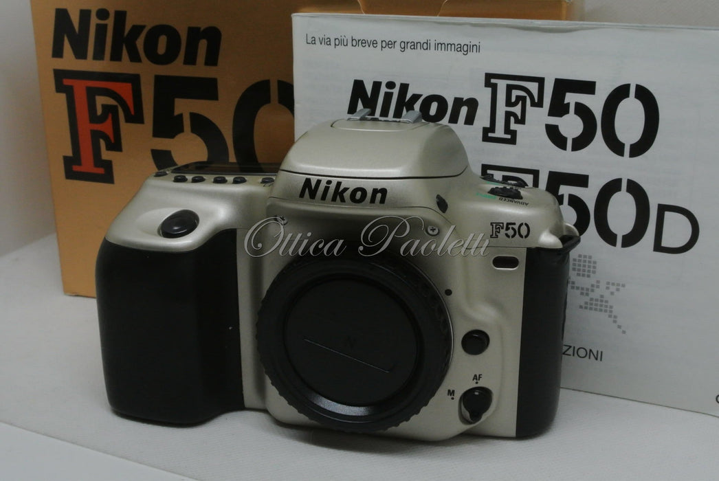 Nikon F50 Usata