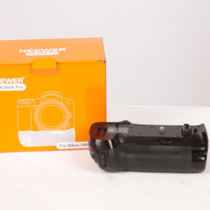Neewer D850pro battery grip
