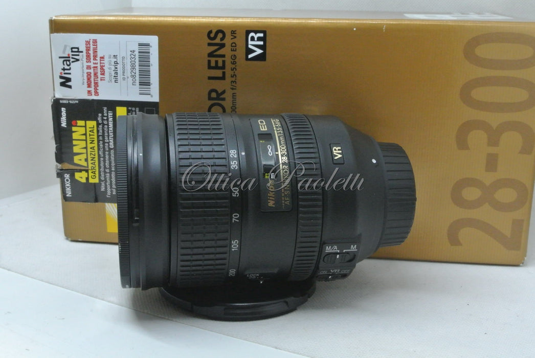 Nikon AF-S Nikkor 28-300 mm 1:3.5-5.6 G ED DX VR Usato