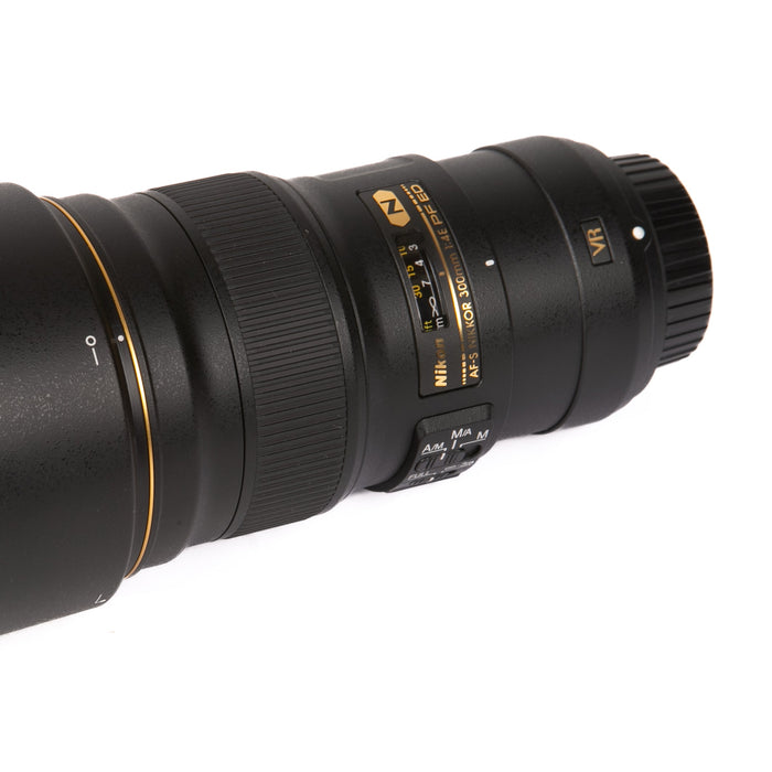 NIKON AF-S 300MM F4 E PF ED VR
