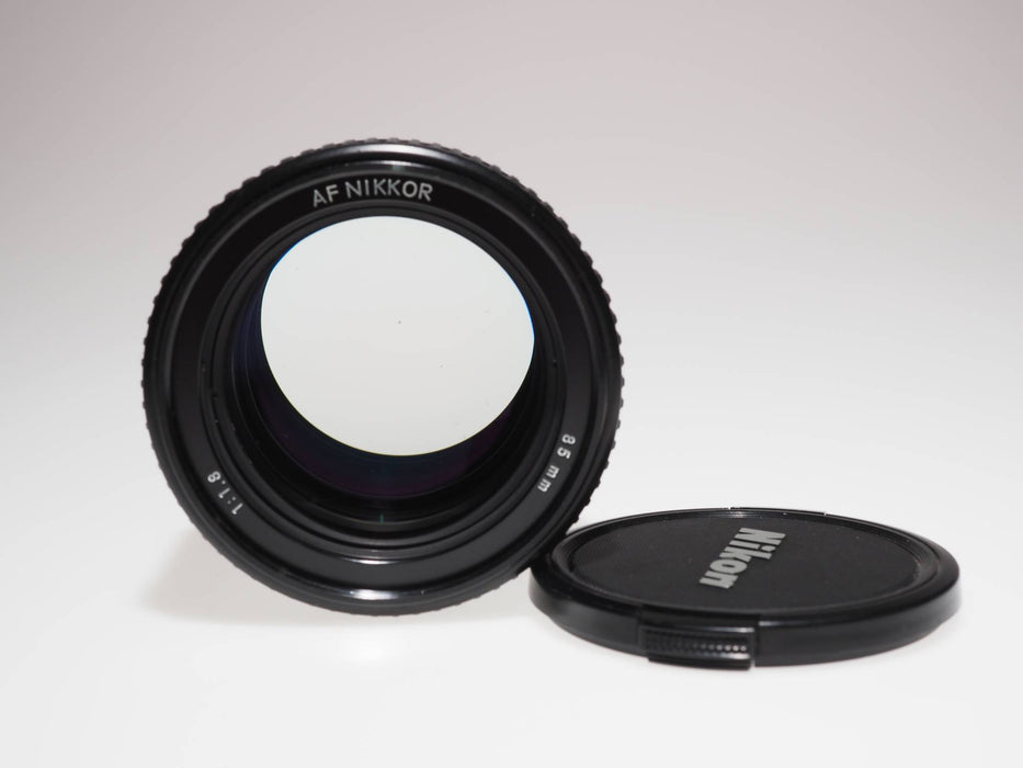NIKON 85/1.8D AF
