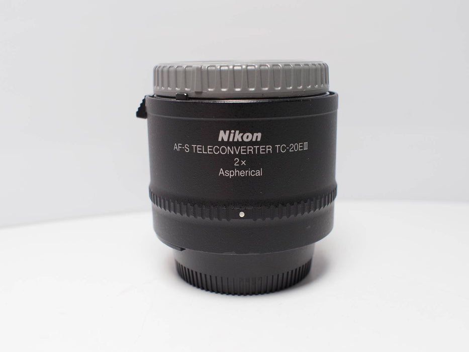 NIKON TC-20E III