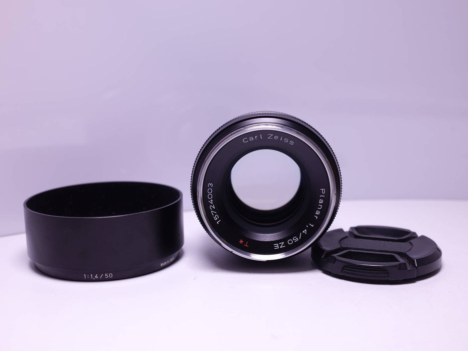 Zeis Planar 50/1.4 ZE Canon