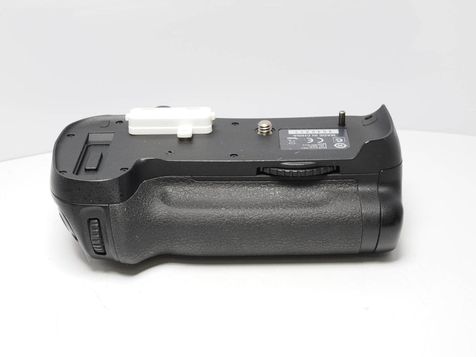 Nikon MBD12