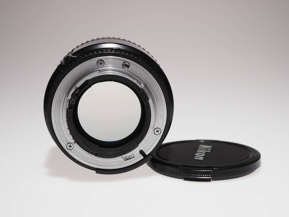 NIKON 85/1.8D AF