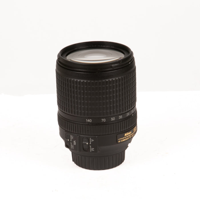 Nikon AF-S DX Nikkor 18-140mm G ED VR