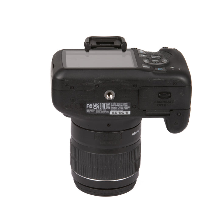 Canon EOS 2000D Kit con 18-55mM III