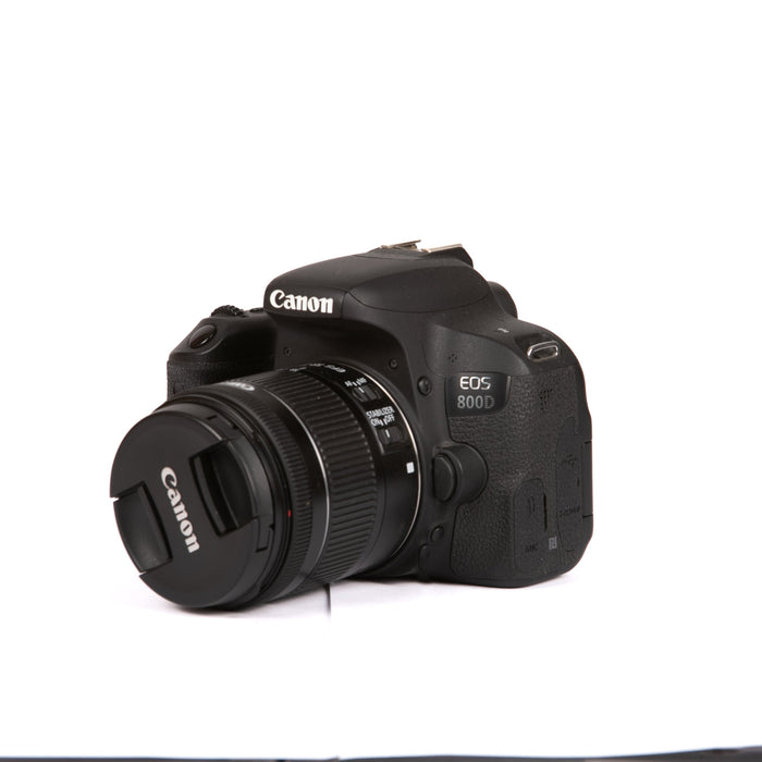 Canon EOS 800D + 18-55 F/3.5-5.6 IS II