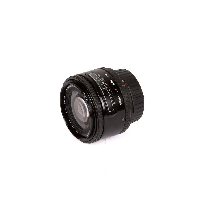 Sigma 24mm F/2.8 SuperWide Macro