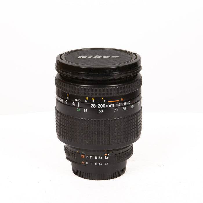 Nikon AF Nikkor 28-200 mm f/3.5-5.6 D