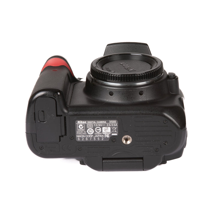 Nikon D5000 Corpo scatti 14415