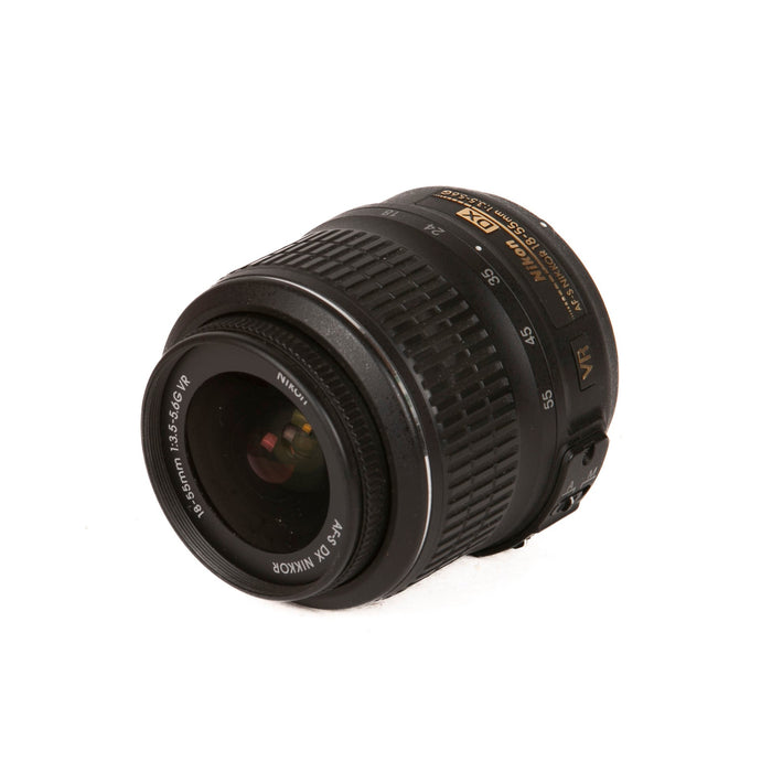Nikon AF-S 18-55mm VR