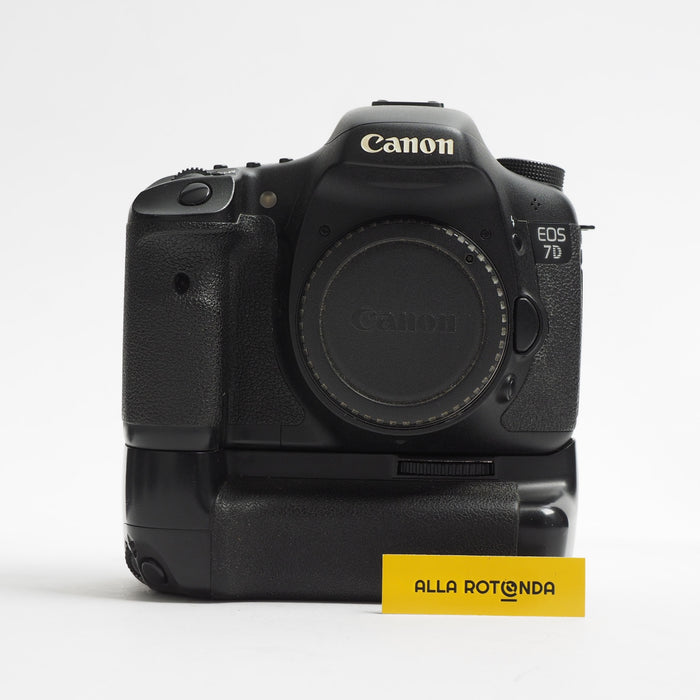 Canon 7D + Battery Grip Compatibile USATO
