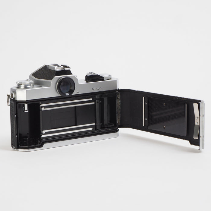 Nikkormat FT3 + 50mm f/1,4 AI USATO