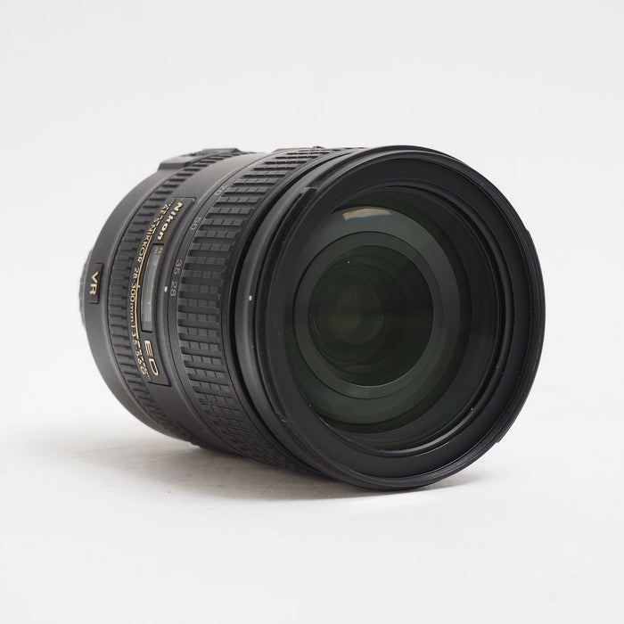 Nikon AF-S 28-300mm f/3.5-5.6 G ED VR USATO