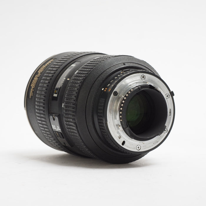 Nikon AF-S 28-70mm f/2.8 D ED USATO