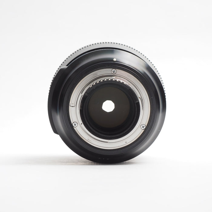 Sigma 135mm f/1.8 DG Nikon USATO