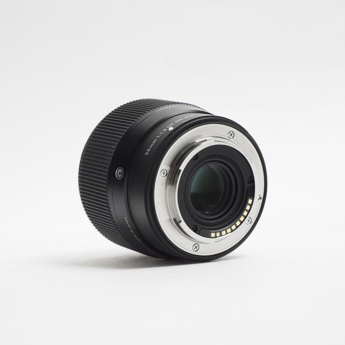 Sigma 56mm f/1,4 DC DN FUJI USATO