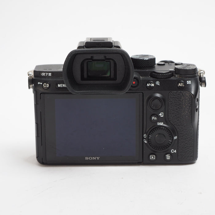 Sony A7 III corpo usato