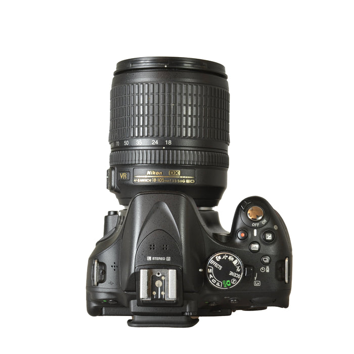 NIKON D 5200 + 18-105mm F 3.5-5.6 VR ED SCATTI 56.600 - USATO