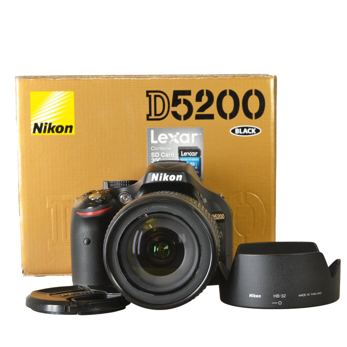 NIKON D 5200 + 18-105mm F 3.5-5.6 VR ED SCATTI 56.600 - USATO