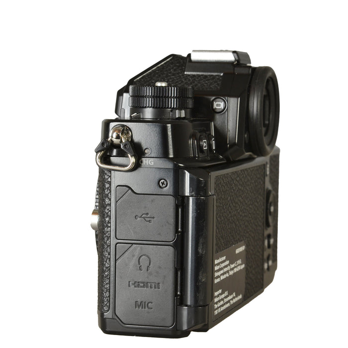 NIKON Zf BLACK CORPO SCATTI 2.950 - USATO