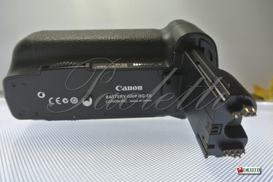 Canon Battery Grip BG-E6 per Eos 5D Mark II Usato