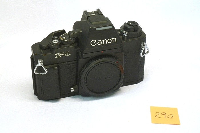 Canon F-1 New con mirino AE