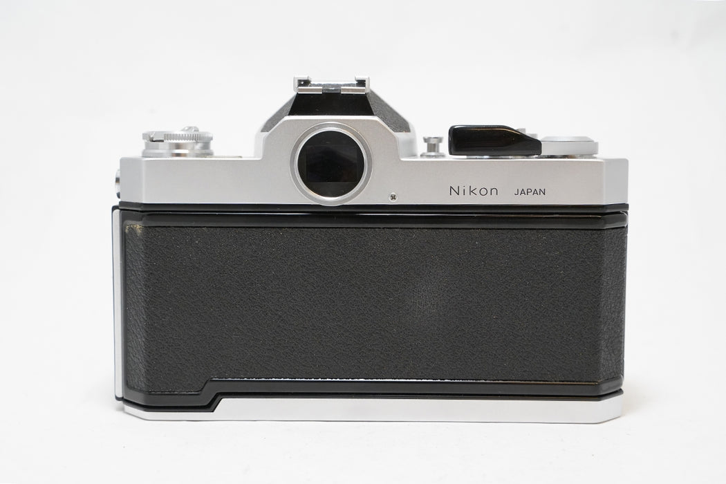 Fotocamera analogica Nikkormat Ft2 Silver