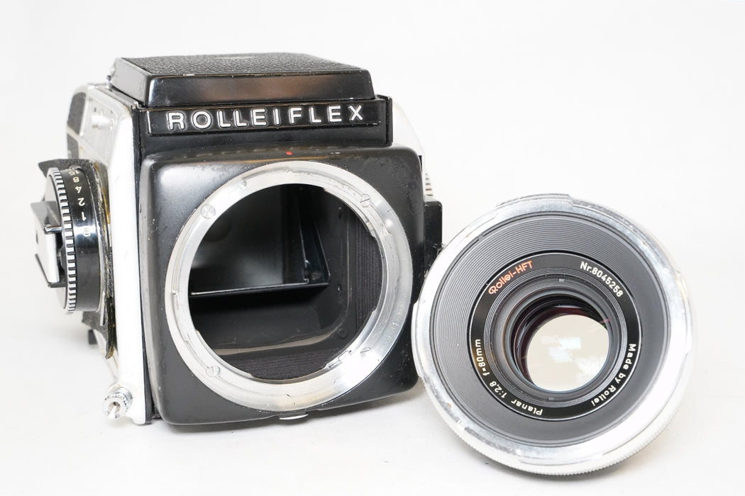 Kit Fotocamera analogica Rolleiflex SL66 con lenti ed accessori e valigia