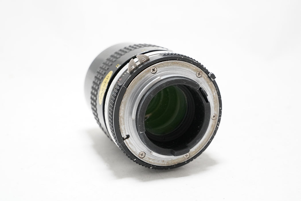 Obiettivo manuale Nikkor 135mm F3.5 AI -leggi-