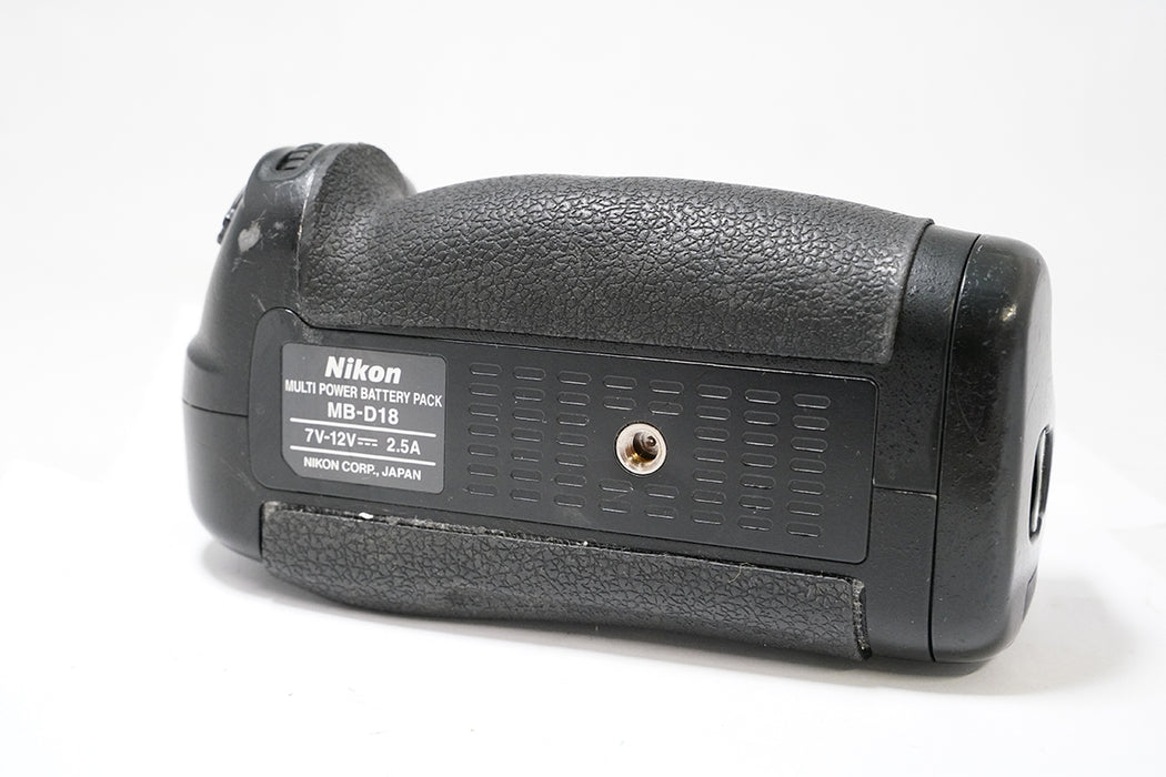 NIKON MB-D14