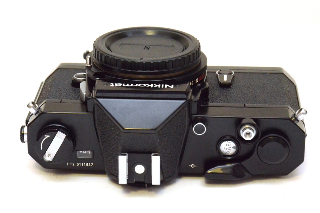 Fotocamera analogica Nikkormat FT2 nera