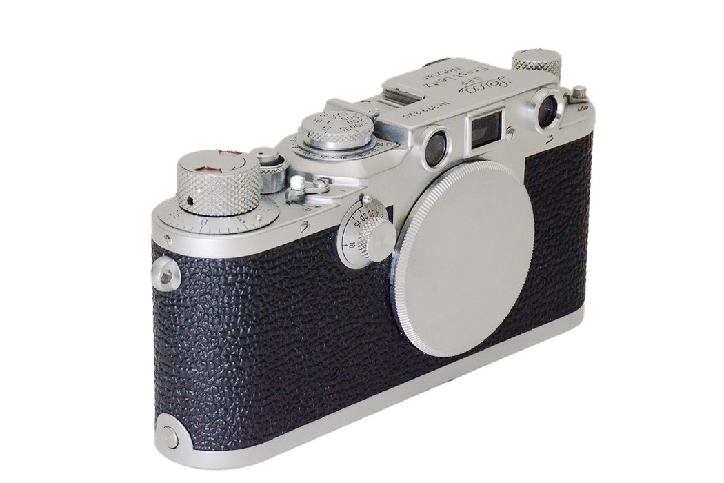 Fotocamera analogica Leica IIIC Factory Upgraded to IIIC matr.379320 + custodia - COME NUOVA