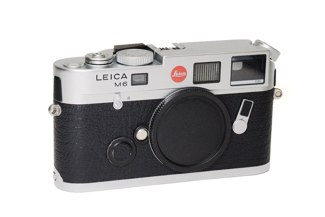 Fotocamera Leica M6 TTL 0.85 silver N.2498022cofanetto + cinghia - COME NUOVA