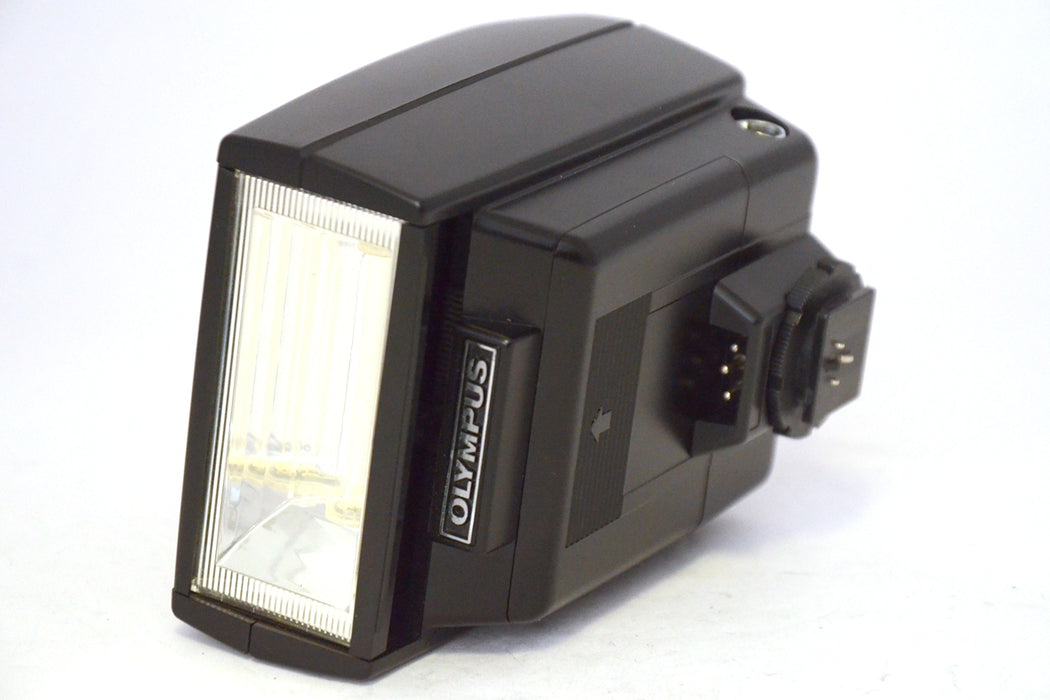 Olympus OM System T32 Flash con diffusore e Custodie. Funziona bene