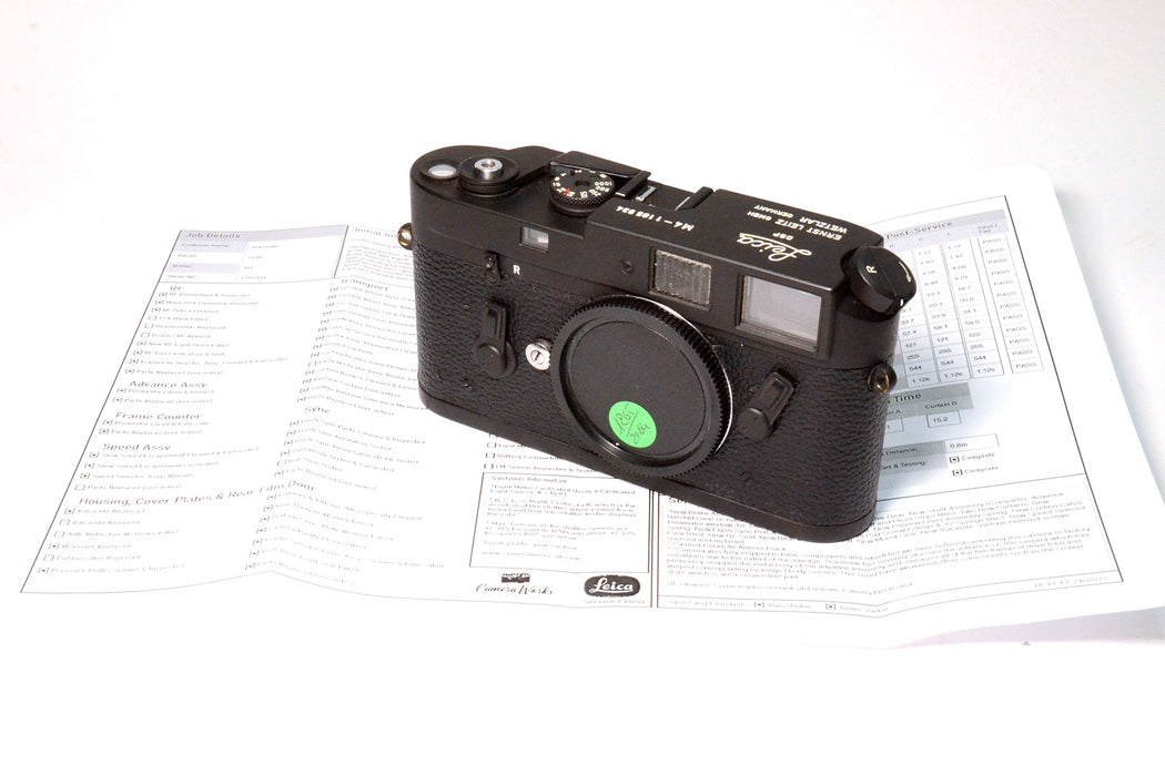 Fotocamera analogica Leica M4 -leggi-