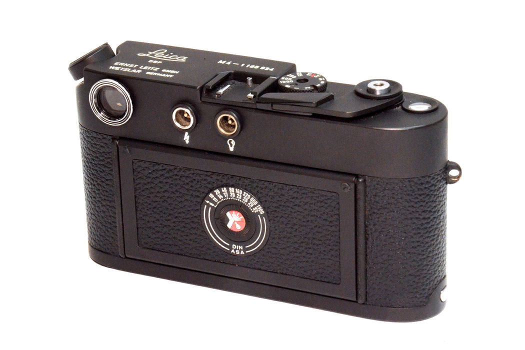 Fotocamera analogica Leica M4 -leggi-