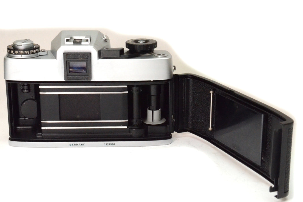 Fotocamera analogica Leicaflex SL2 -leggi-