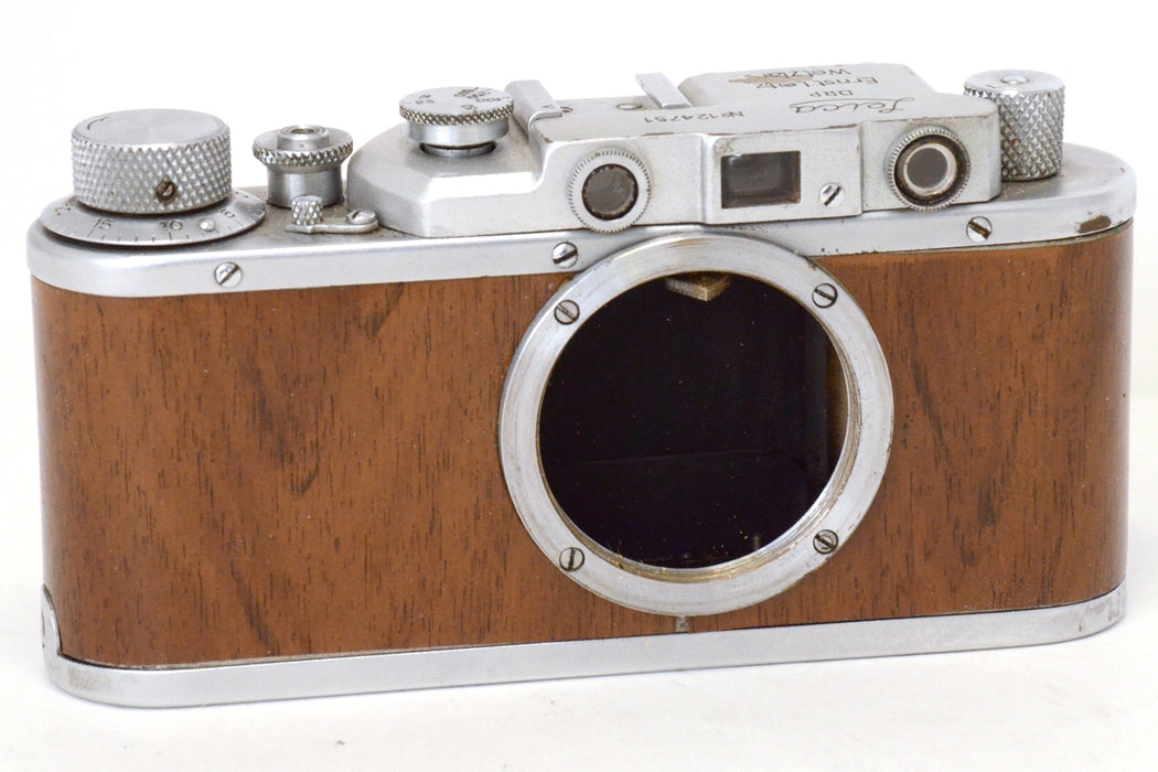 Leica Copy Russa con Rivestimento in legno . Evidenti segni d'uso