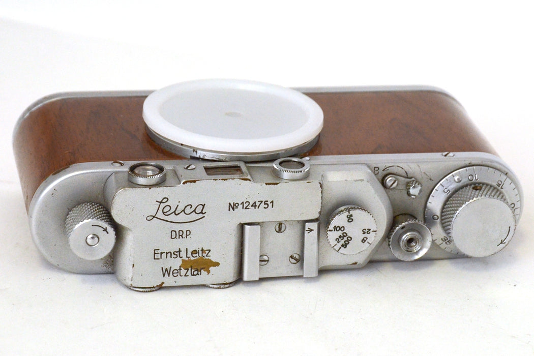 Leica Copy Russa con Rivestimento in legno . Evidenti segni d'uso