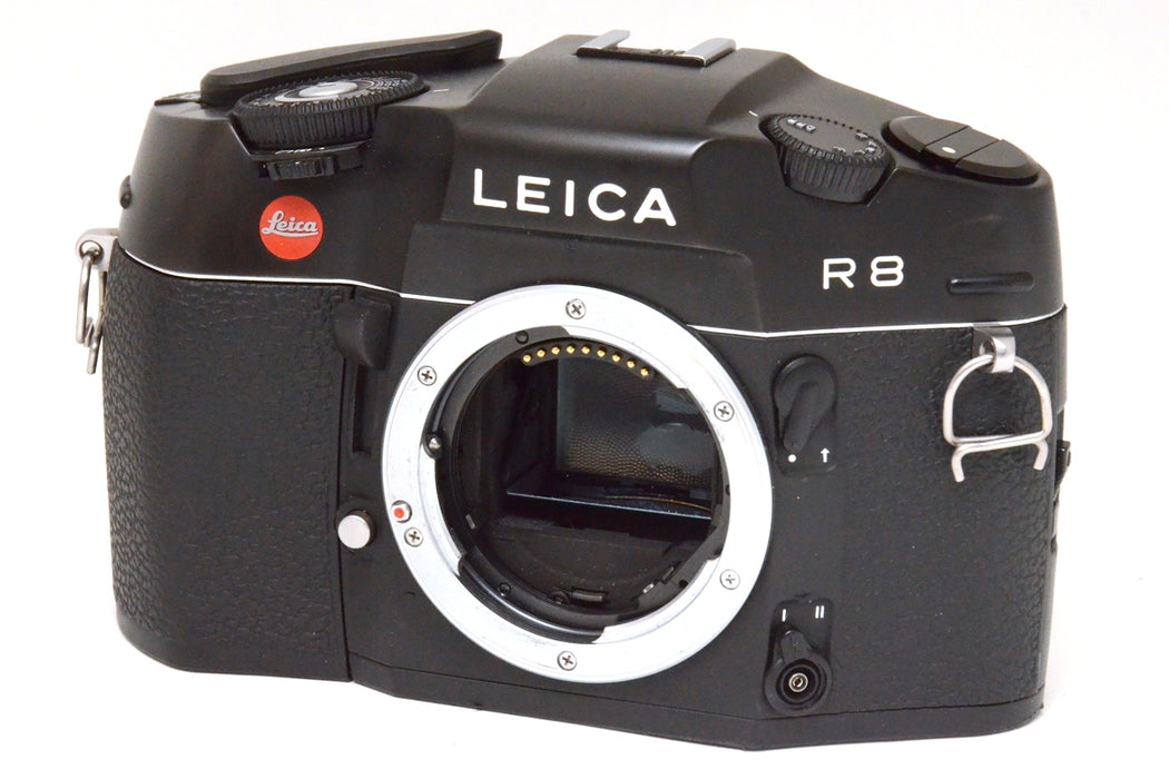 Leica R8 10081 Solo Corpo Nera Scatolata con tutta la dotazione. Spettacolare!