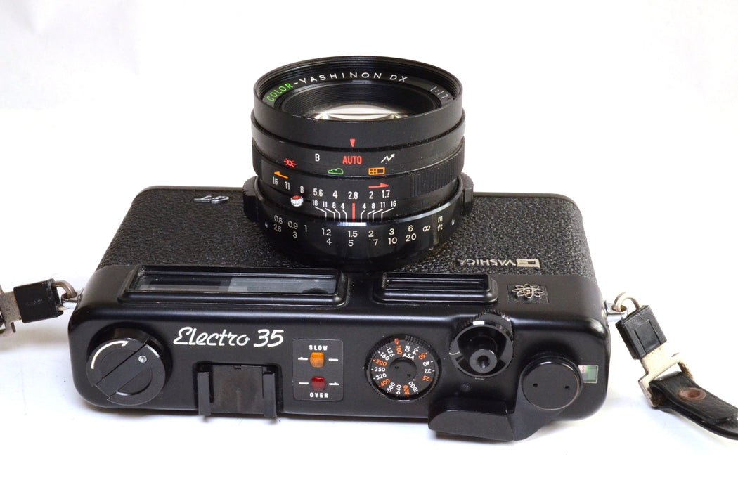 Fotocamera analogica Yashica Electro 35 GT nera