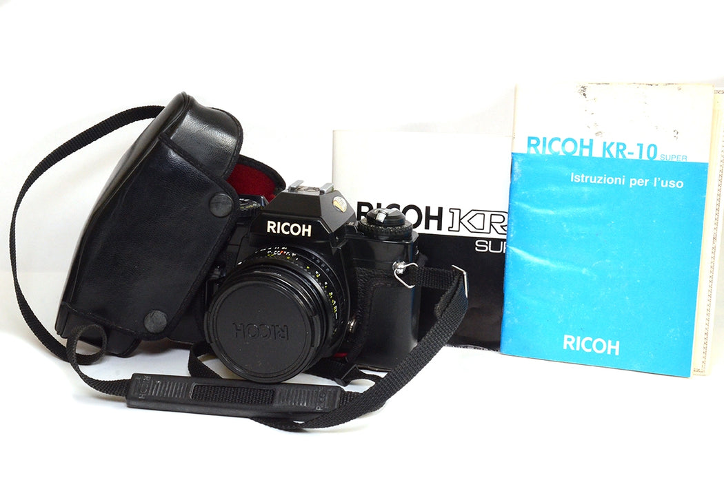 Fotocamera analogica Ricoh KR-10 Super con Rikenon 50mm F2