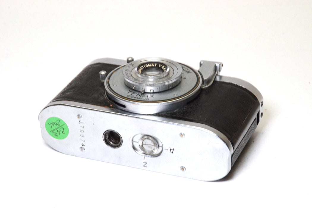 Fotocamera analogica Zeiss Ikon Tenax, da collezione, non funzionante -leggi-