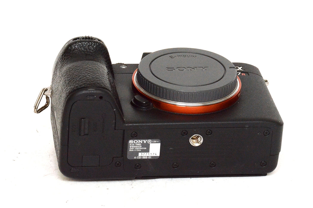 FOTOCAMERA SONY A7RIII 64223 SCATTI